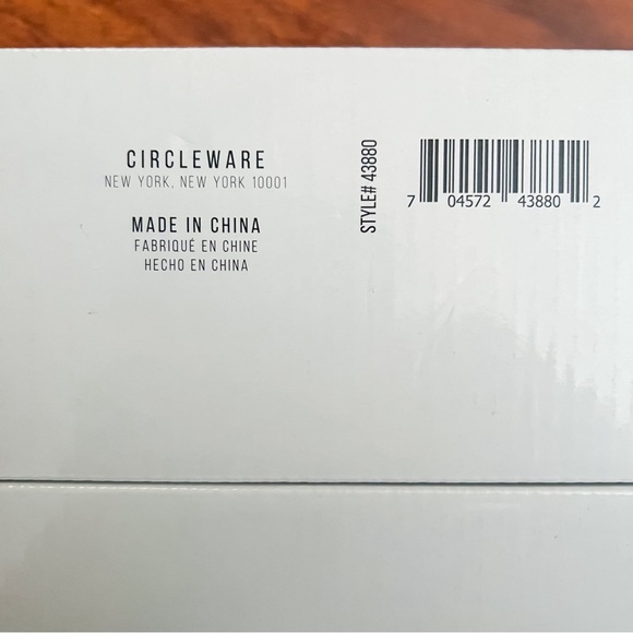 Circleware | Everyday Bentley Double Old Fashioned Glasses, 4 Piece | 9.75 oz. - Picture 4 of 5